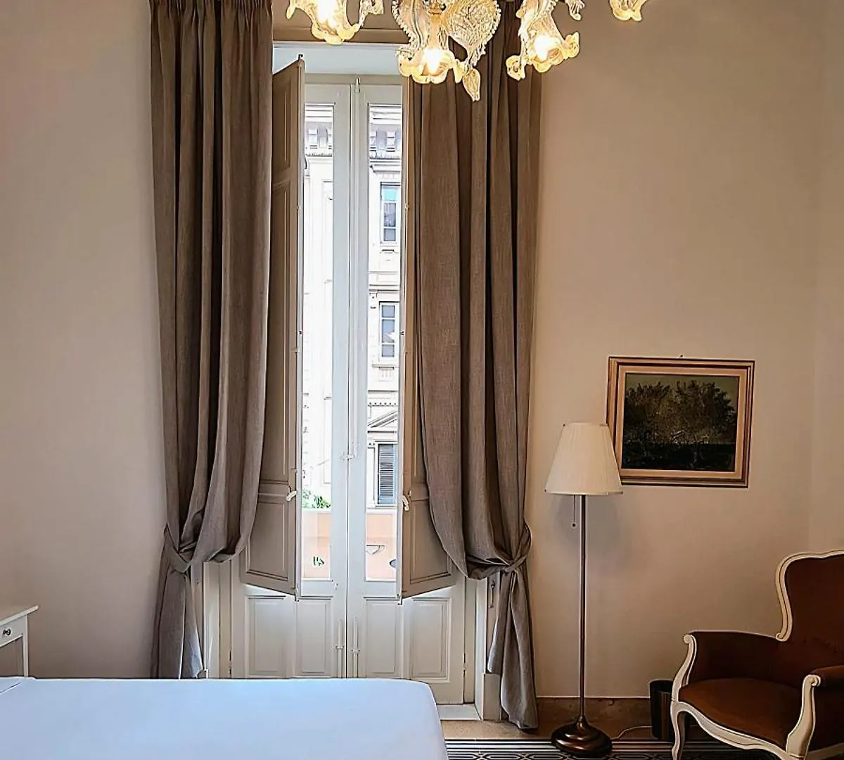 ベッド・アンド・ブレックファスト Maisonnouveau パレルモ イタリア